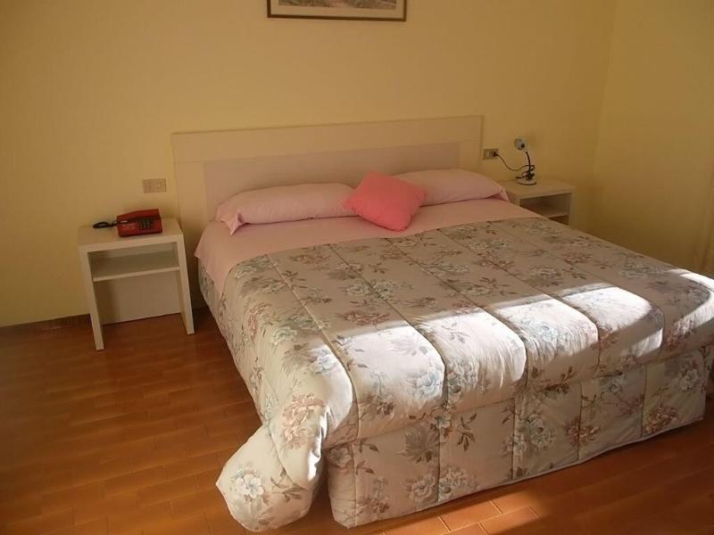 Hotel Residence La Rosa - Oda