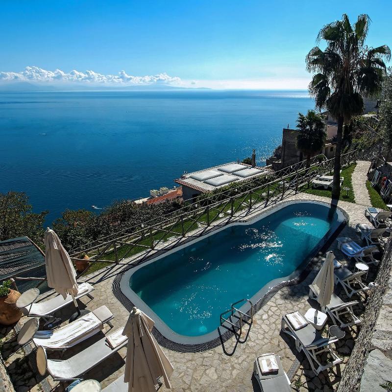 Garden Hotel - Genel