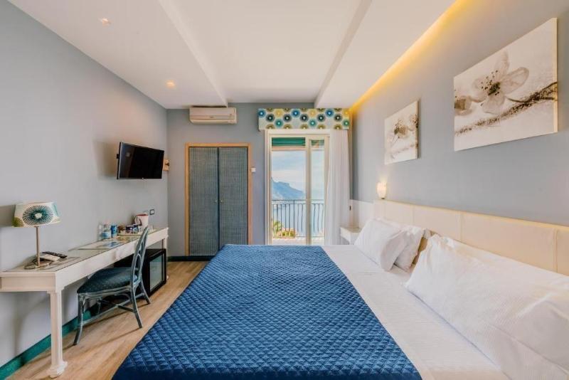 Garden Hotel - Oda