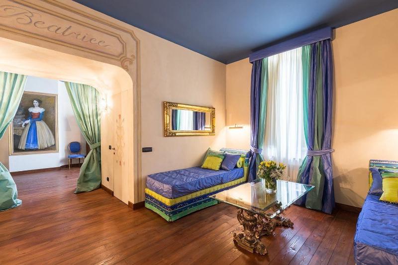 Castello Di Pontebosio Luxury Resort - Oda