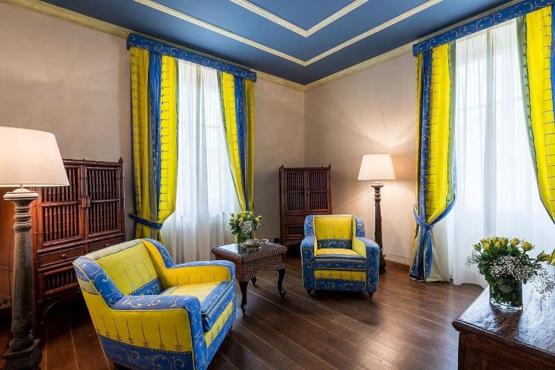 Castello Di Pontebosio Luxury Resort - Oda