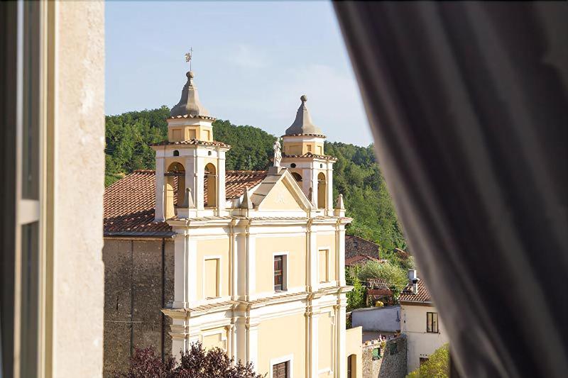 Castello Di Pontebosio Luxury Resort - Oda