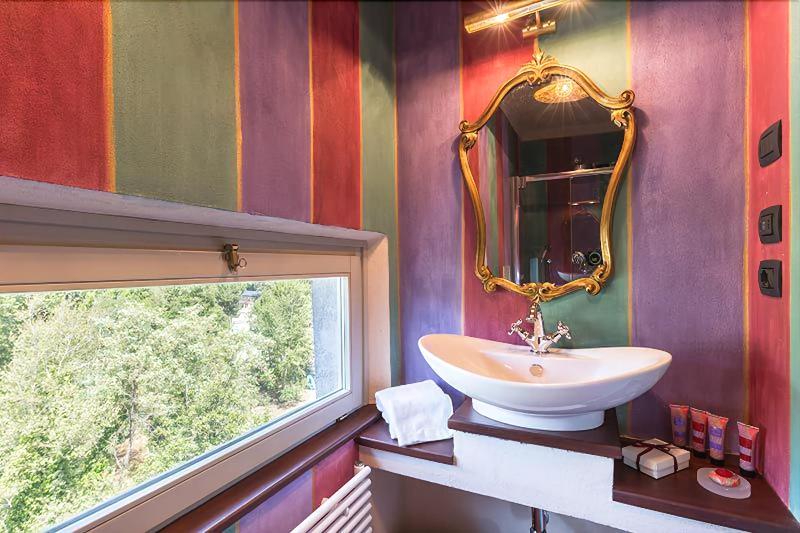Castello Di Pontebosio Luxury Resort - Oda