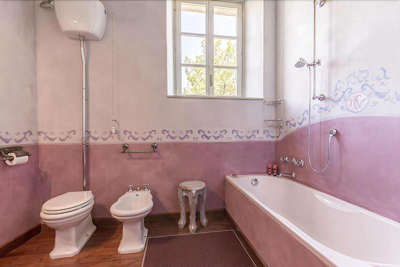 Castello Di Pontebosio Luxury Resort - Oda