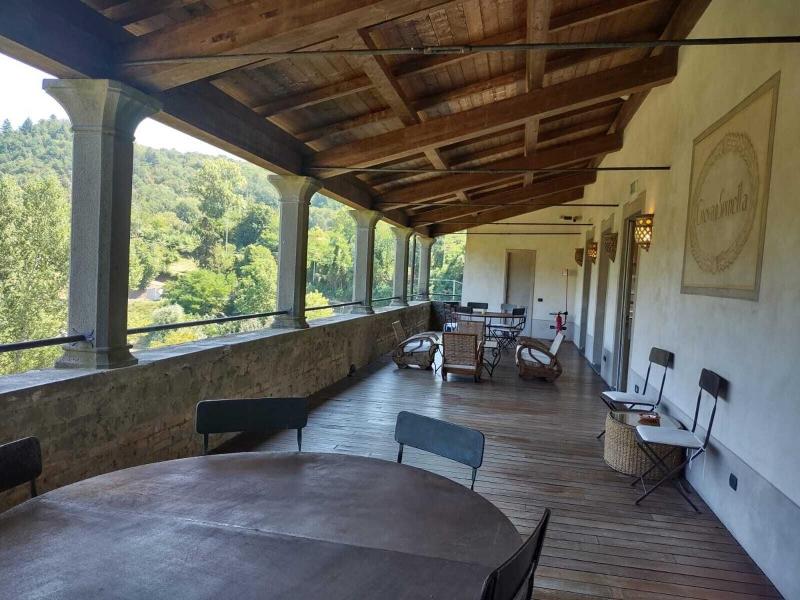 Castello Di Pontebosio Luxury Resort - Teras