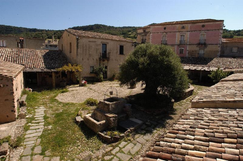 Albergo Diffuso Omu Axiu - Genel