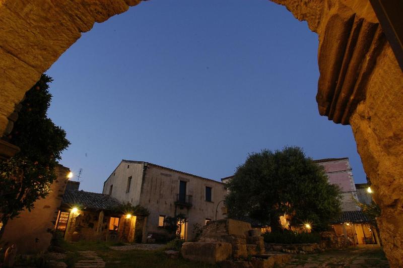 Albergo Diffuso Omu Axiu - Genel