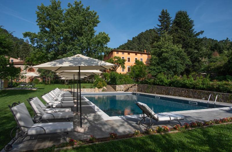 Relais Corte Rodeschi - Havuz