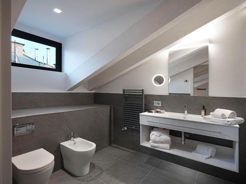 Boutique Hotel Touring - Oda