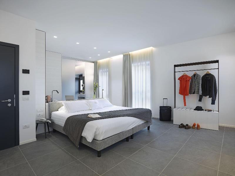 Boutique Hotel Touring - Oda
