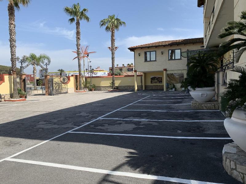 Hotel Smeraldo - Genel