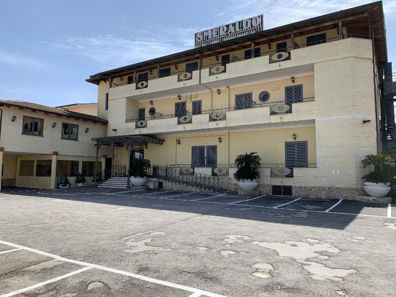 Hotel Smeraldo - Genel