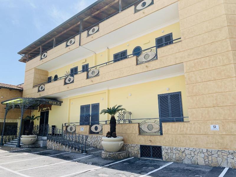 Hotel Smeraldo - Genel