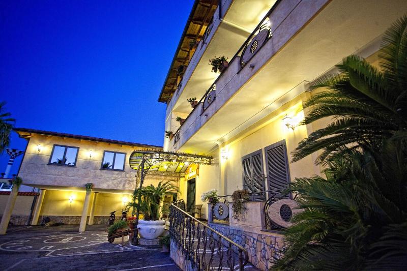 Hotel Smeraldo - Oda