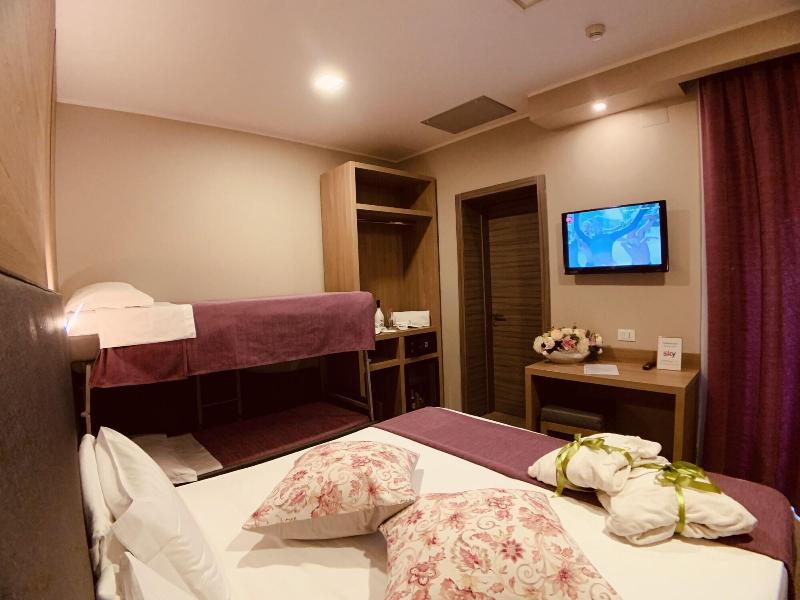 Hotel Smeraldo - Oda