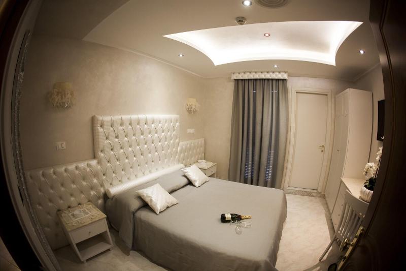 Hotel Smeraldo - Oda