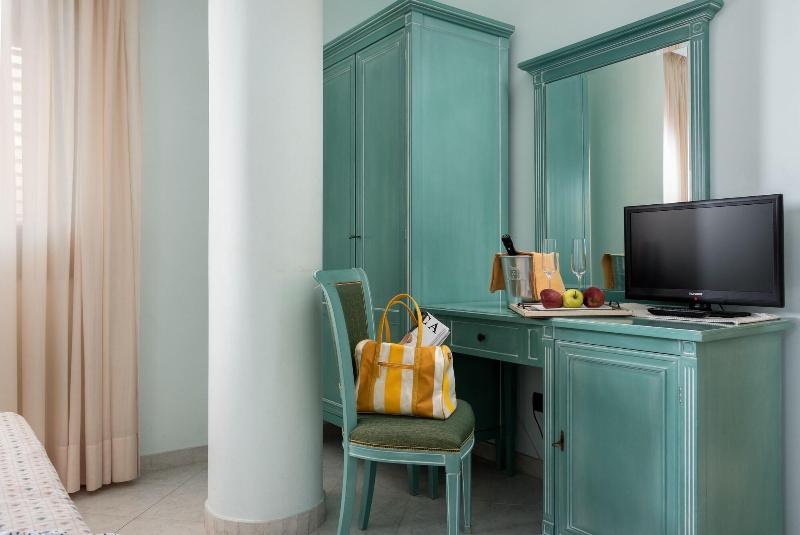 Hotel Mediterraneo - Oda