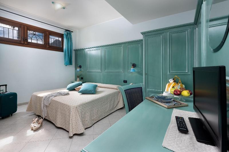 Hotel Mediterraneo - Oda