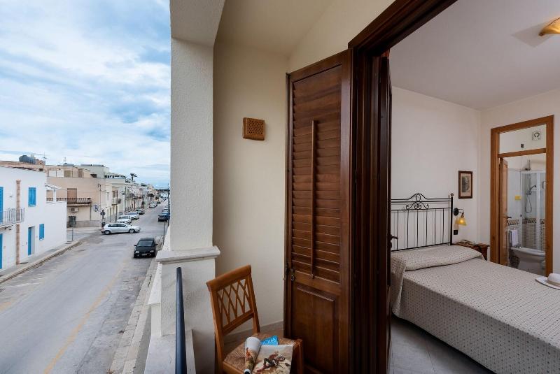 Hotel Mediterraneo - Oda