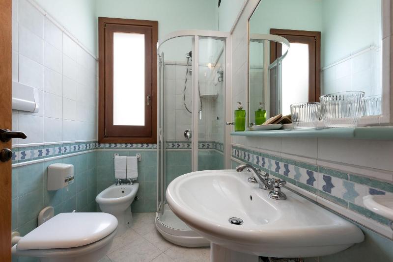 Hotel Mediterraneo - Oda