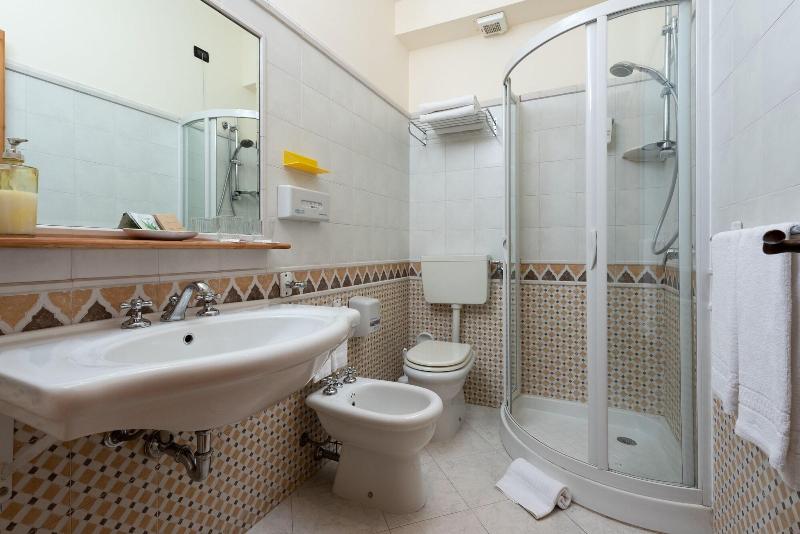 Hotel Mediterraneo - Oda