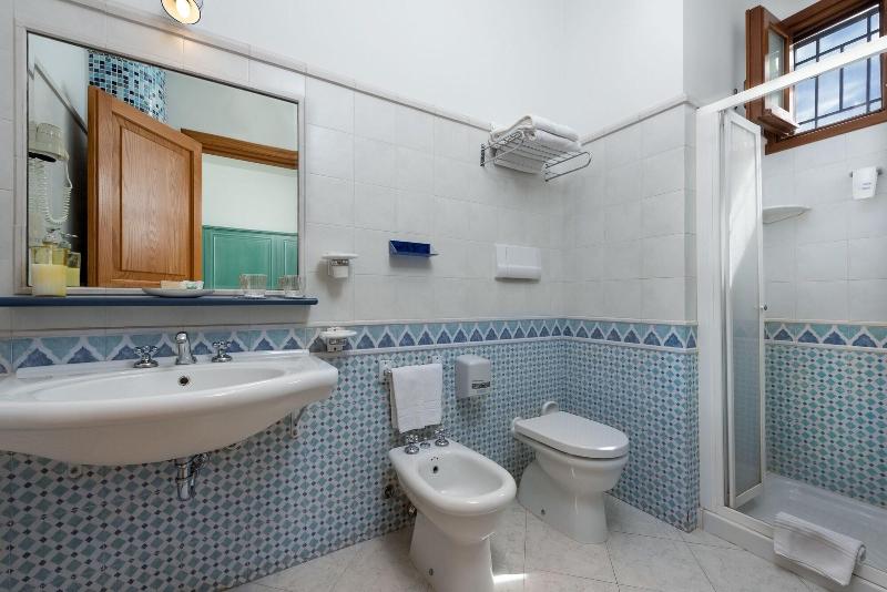 Hotel Mediterraneo - Oda