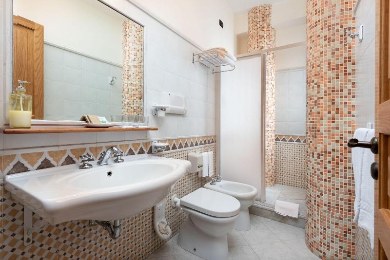 Hotel Mediterraneo - Oda