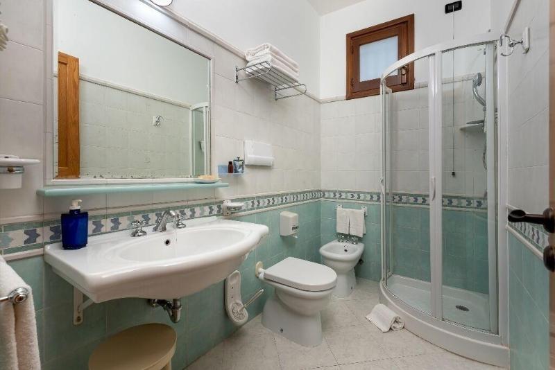 Hotel Mediterraneo - Oda
