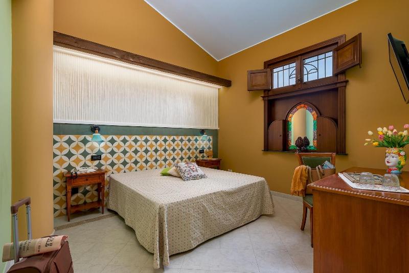 Hotel Mediterraneo - Oda