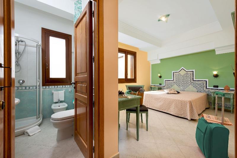 Hotel Mediterraneo - Oda
