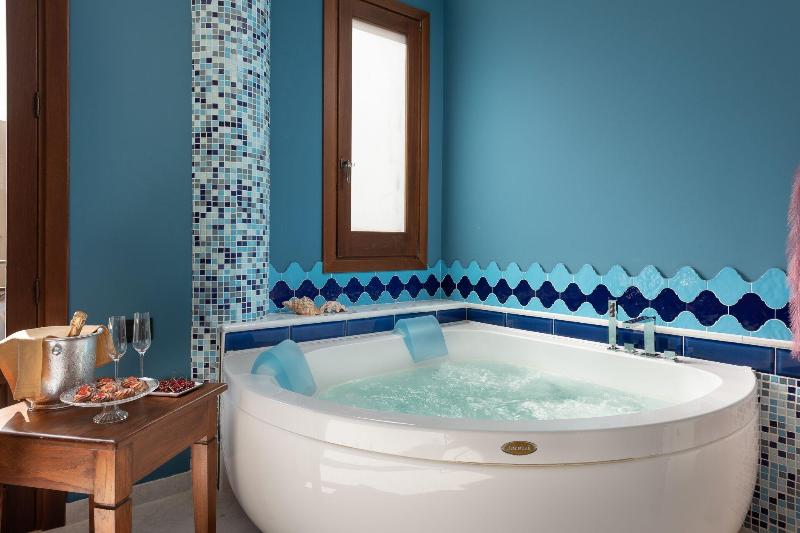 Hotel Mediterraneo - Oda