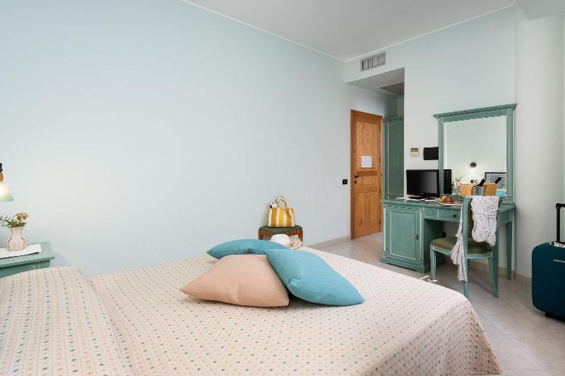 Hotel Mediterraneo - Oda