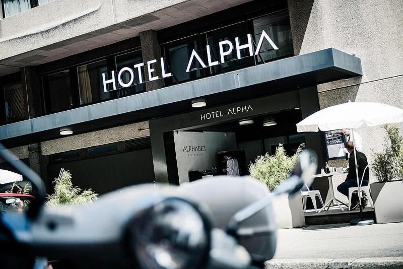 Hotel Alpha - Genel
