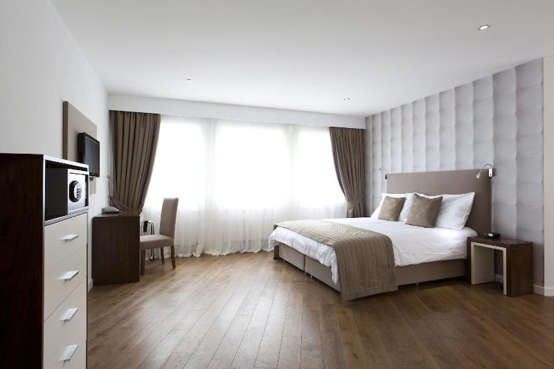 Hotel Alpha - Oda