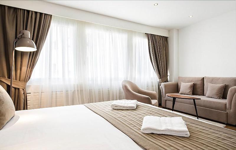 Hotel Alpha - Oda
