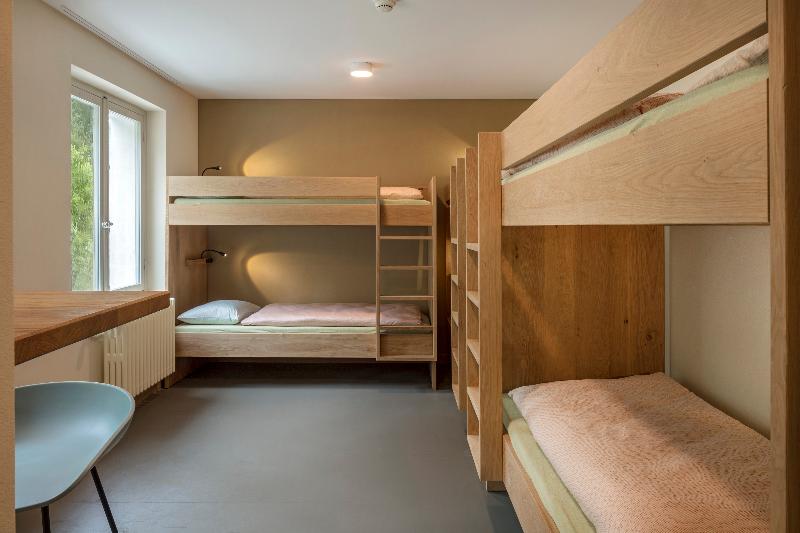 Crans-Montana Youth Hostel - Oda