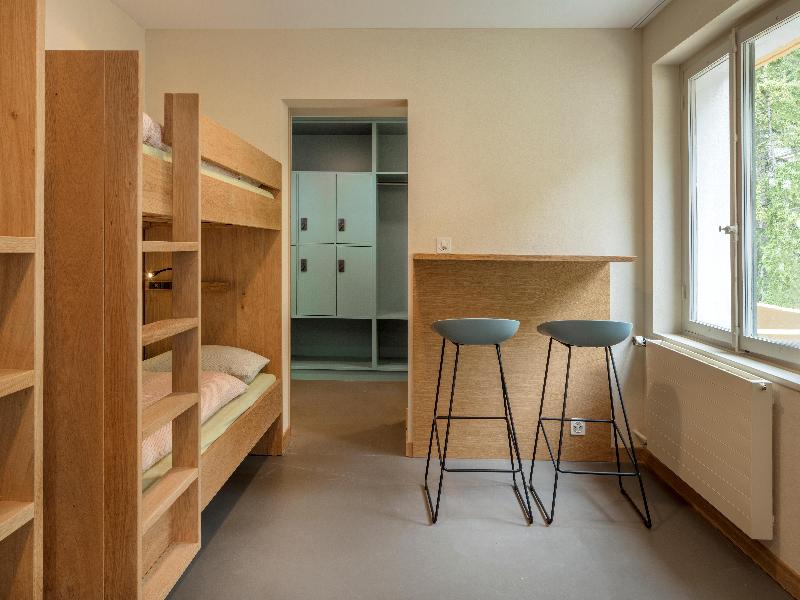 Crans-Montana Youth Hostel - Oda