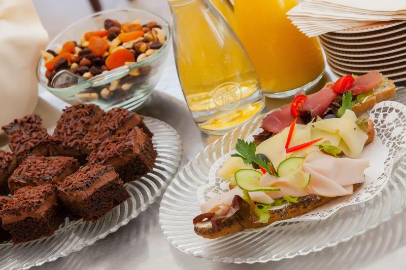 Reinisch Just Rooms - Restoran