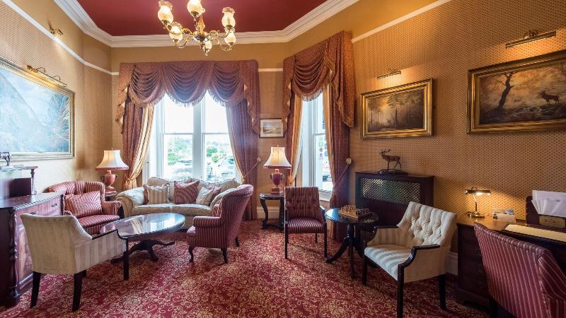 The Imperial Hotel - Lobi