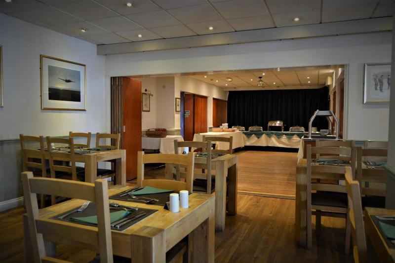 Oliver Cromwell Hotel - Restoran