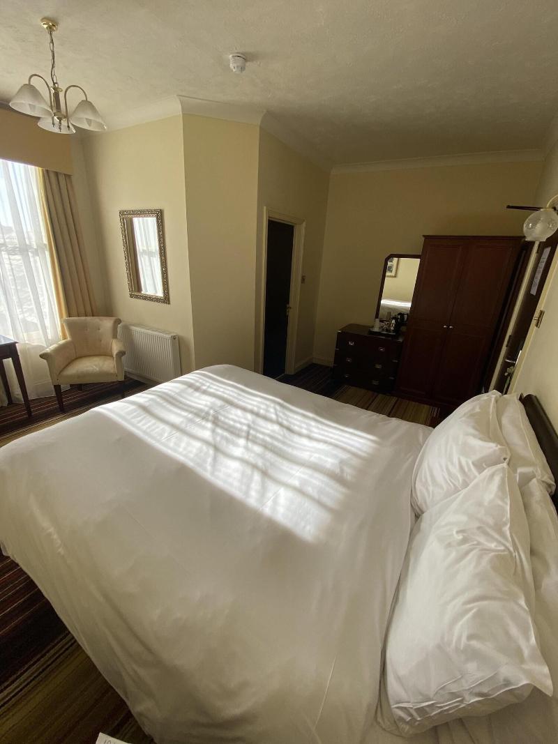 The Prom Hotel - Oda