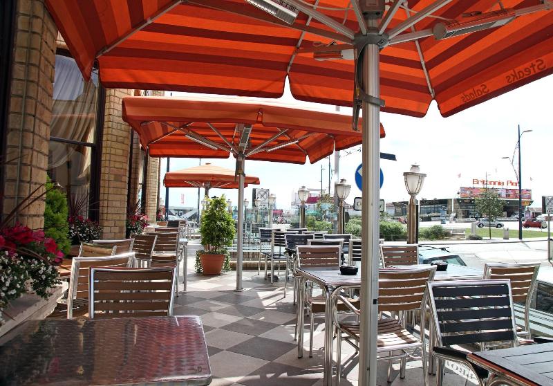 The Prom Hotel - Teras