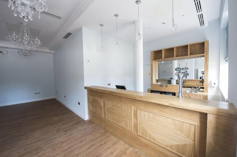 Yarrow Hotel - Lobi