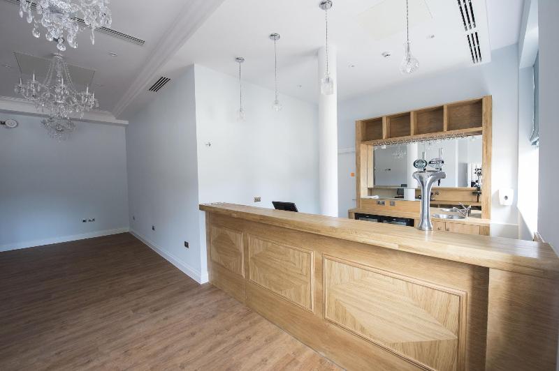 Yarrow Hotel - Lobi