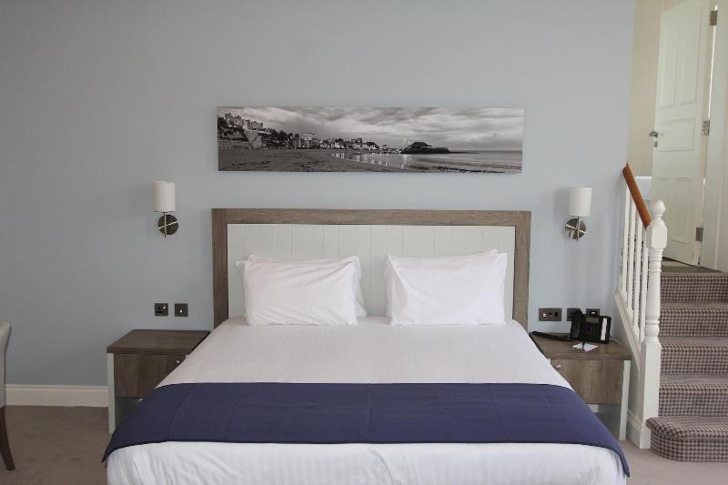 Yarrow Hotel - Oda