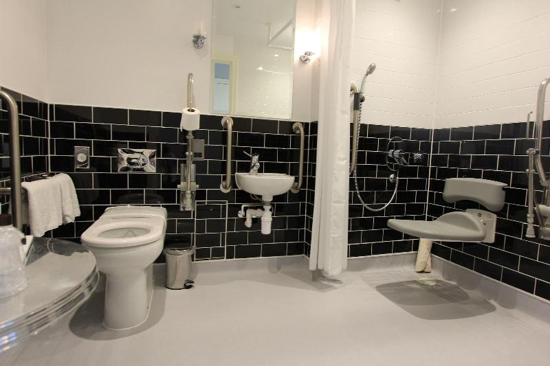 Yarrow Hotel - Oda