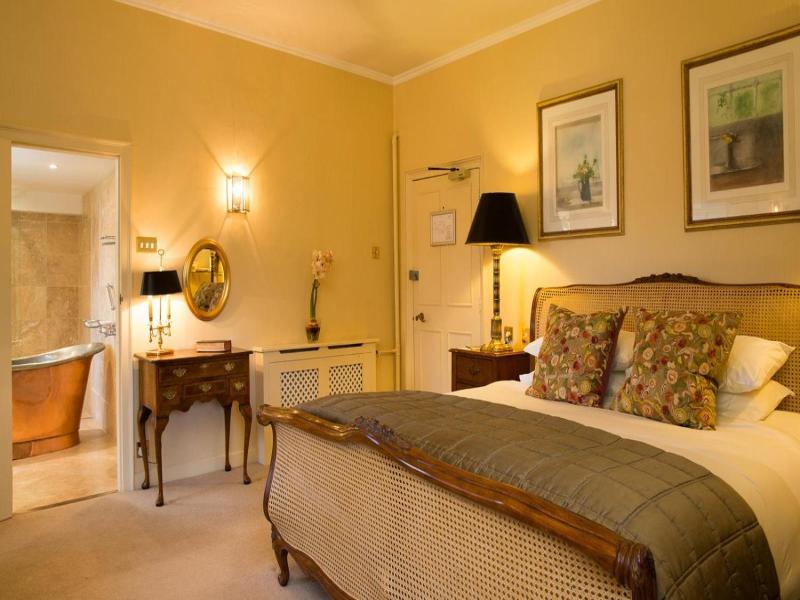 The Priory Hotel - Genel