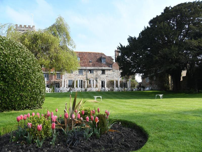 The Priory Hotel - Genel