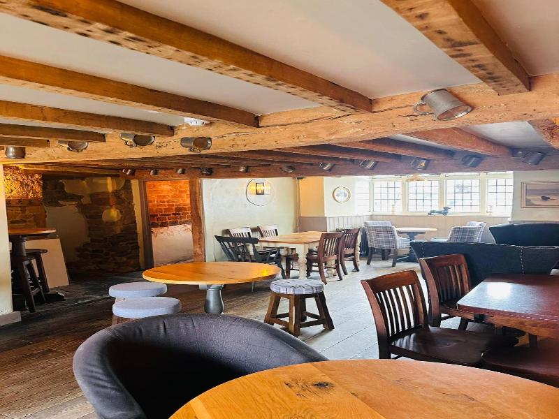 The Three Pigeons Inn - Genel