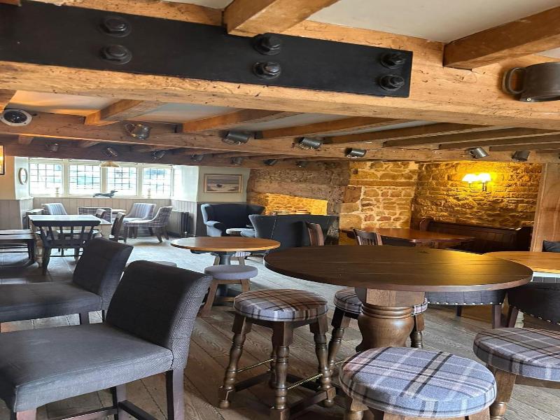 The Three Pigeons Inn - Genel